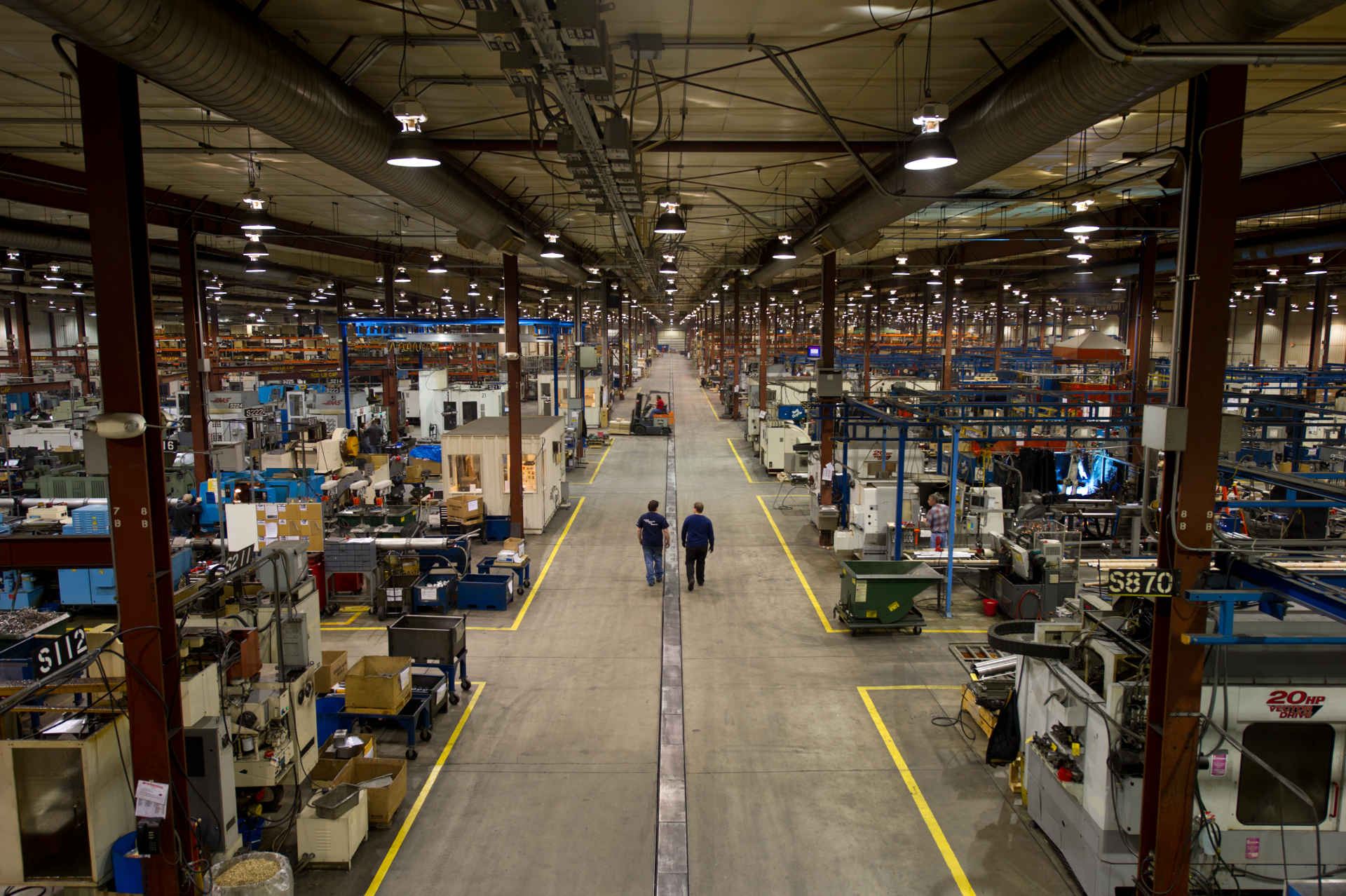 Photo of inside of manufacturing careers facility in Nortwest Iowa